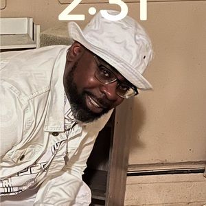 Meet your Posher, Hassan